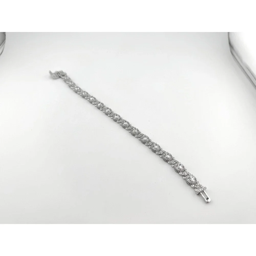 GLD Shop Iced Diamond Station Cuban Bracelet 9 Inch White Gold Plated